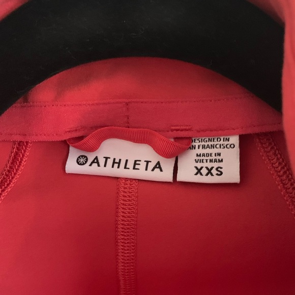 Athleta Salutation Stash Jacket in Lychee Red Powervita - Picture 6 of 6